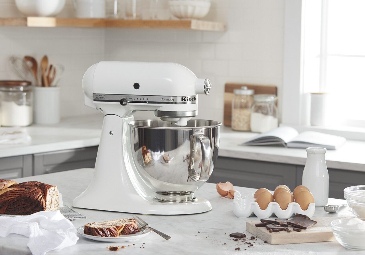 KitchenAid Refurbished Artisan Series 5 Quart Tilt-Head Stand Mixer, RRK150